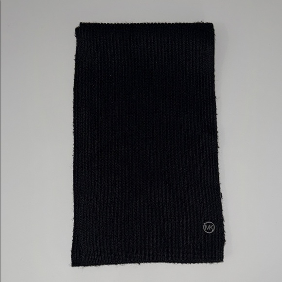 Michael Kors Women's Empire Fisherman Rib Scarf Black Retail $78 - Picture 1 of 4